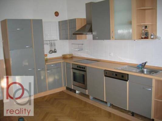 Pronájem bytu 2+1 v centru Českých Budějovic